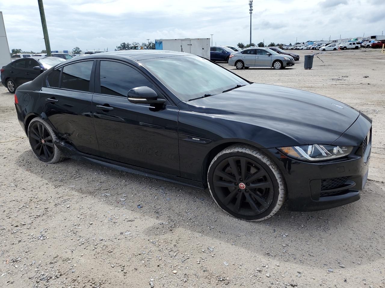 Lot #2994362018 2017 JAGUAR XE R - SPO