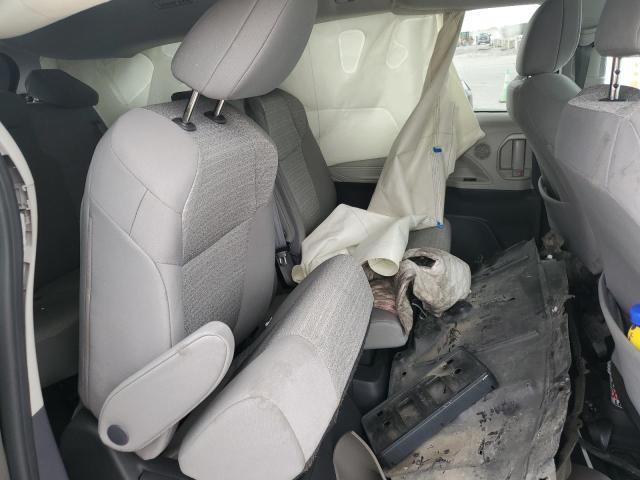 2022 TOYOTA SIENNA LE - 5TDKRKEC0NS086668