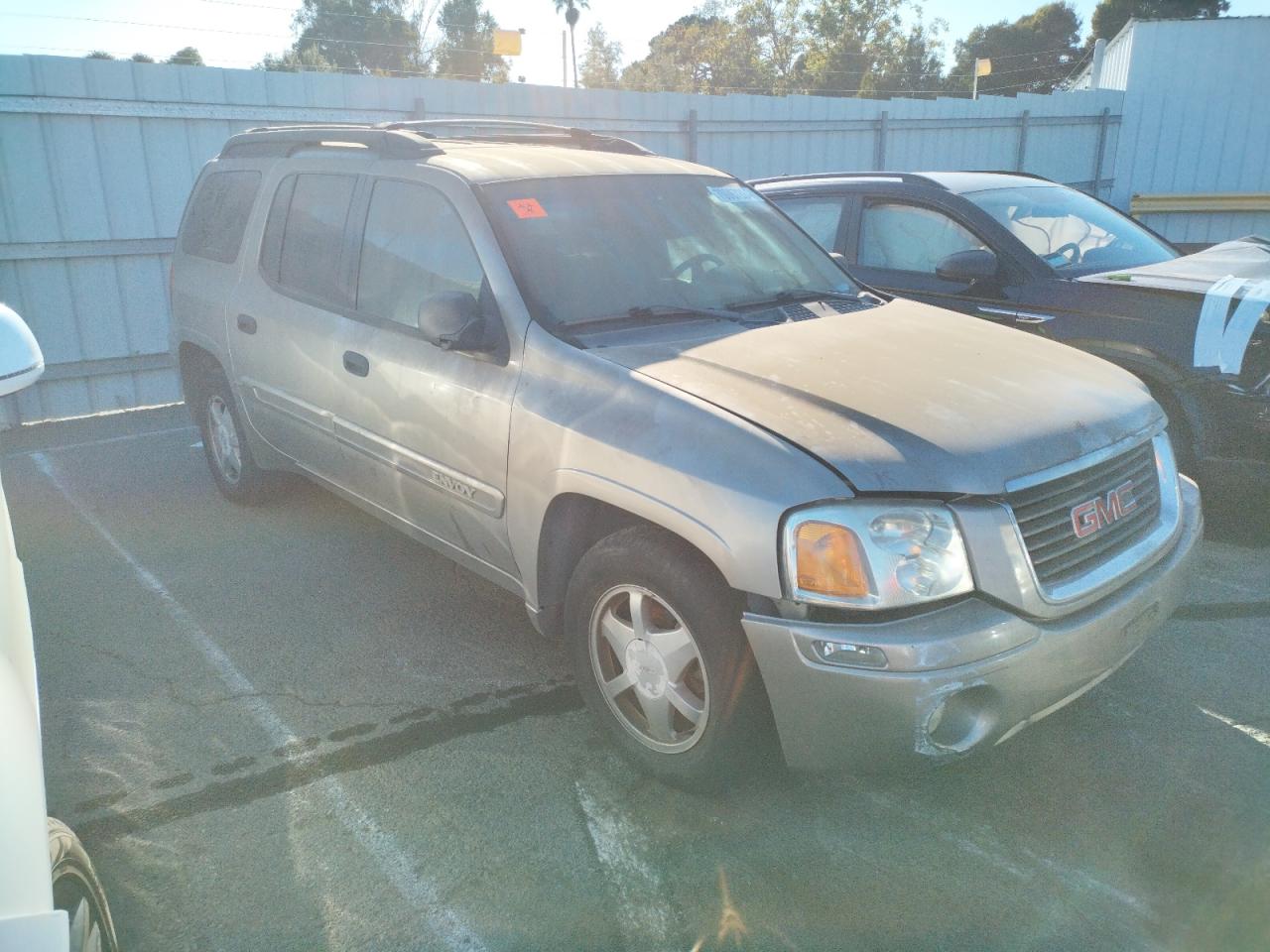 Lot #3052268591 2002 GMC ENVOY XL