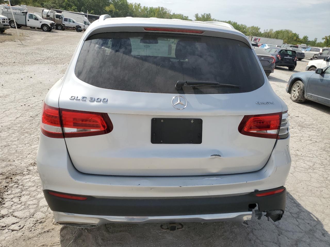 Lot #2855369785 2017 MERCEDES-BENZ GLC 300 4M