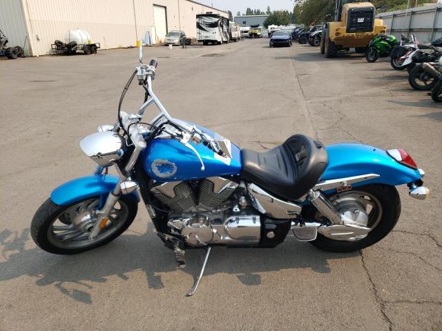 HONDA VTX1300 C 2004 blue road/str gas 1HFSC55074A010696 photo #4