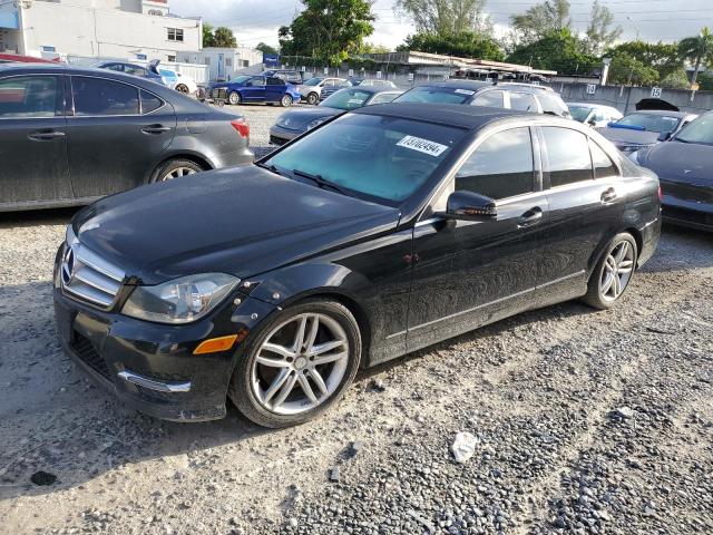 VIN WDDGF8AB9DA795437 2013 Mercedes-Benz C-Class, 3... no.1