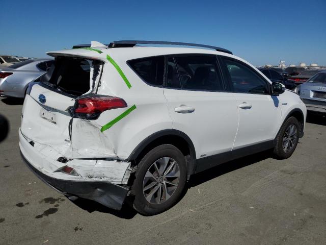 VIN JTMRJREV6JD162870 2018 Toyota RAV4, LE no.3