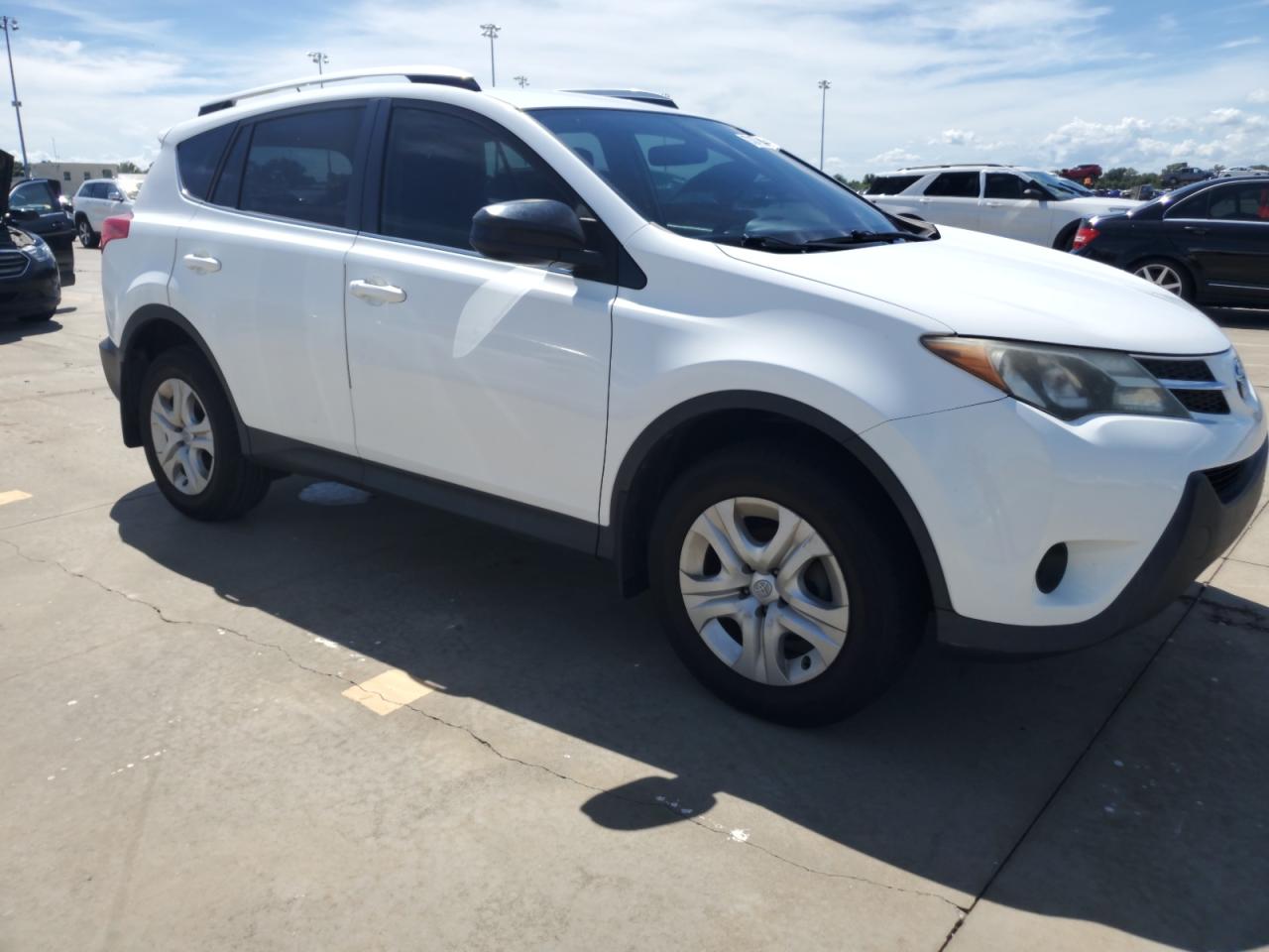 Lot #2996566596 2015 TOYOTA RAV4 LE