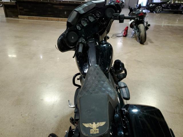 2022 HARLEY-DAVIDSON FLHXST - 1HD1ABL16NB670695