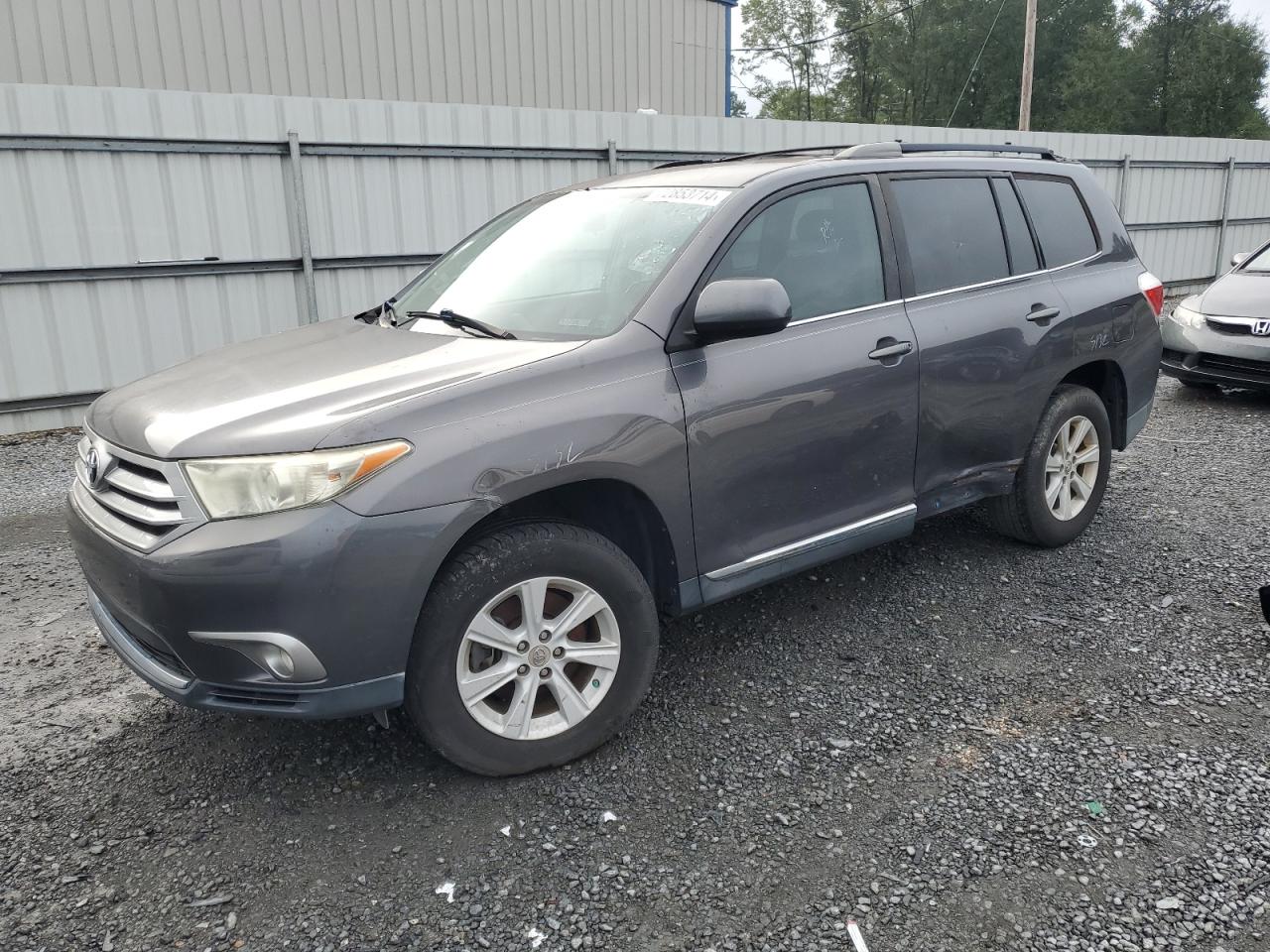 Lot #2897232367 2013 TOYOTA HIGHLANDER