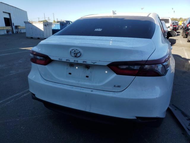 VIN 4T1C11AKXNU658033 2022 Toyota Camry, LE no.6