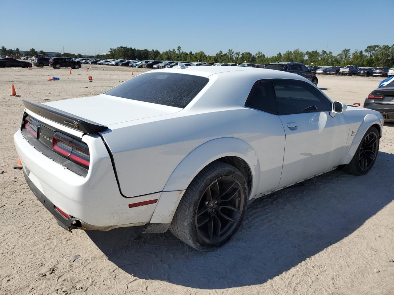 Lot #2876127224 2021 DODGE CHALLENGER