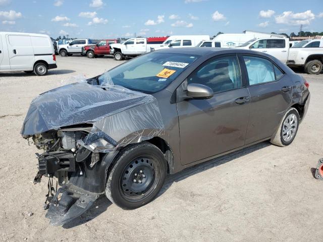 VIN 5YFBURHE4JP795630 2018 Toyota Corolla, L no.1