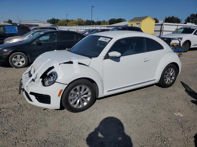 VIN 3VWFD7AT3KM710393 2019 Volkswagen Beetle, S no.1