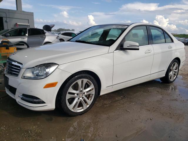 VIN WDDGF8AB7ER309064 2014 Mercedes-Benz C-Class, 3... no.1