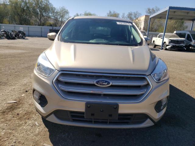 VIN 1FMCU0GD5HUC51140 2017 Ford Escape, SE no.5