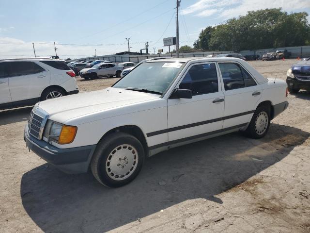 MERCEDES-BENZ 300 E