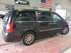 CHRYSLER TOWN AND C photo