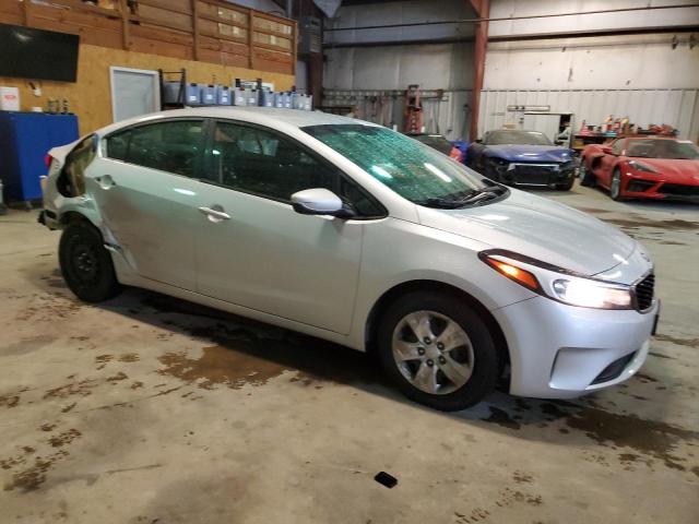 VIN 3KPFK4A73HE101348 2017 KIA Forte, LX no.4