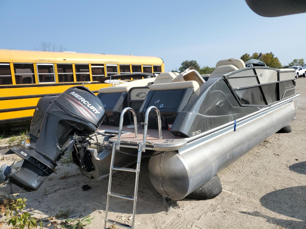 Lot #3311740758 2014 CREST-MAURELL PRODUCTS VESSEL