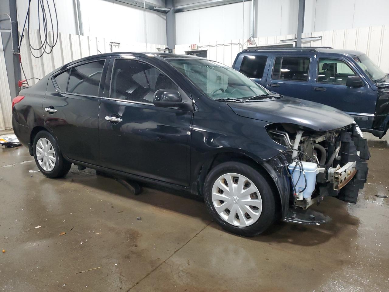 Lot #2979381734 2014 NISSAN VERSA S