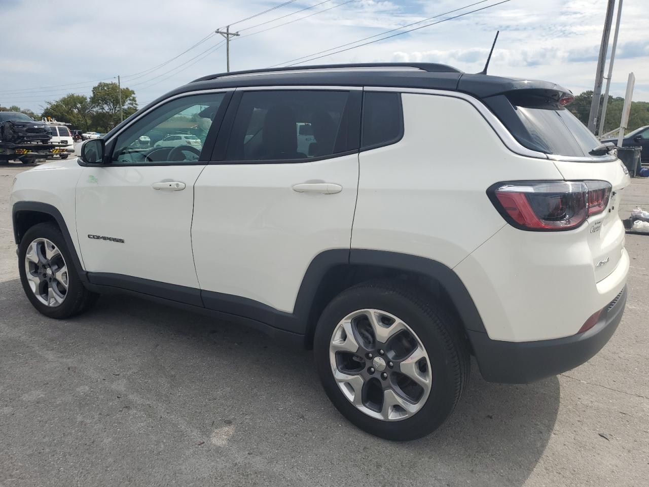 Lot #2986742280 2020 JEEP COMPASS LI