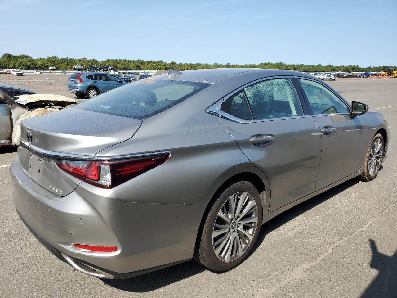 Lot #2898072282 2020 LEXUS ES 350