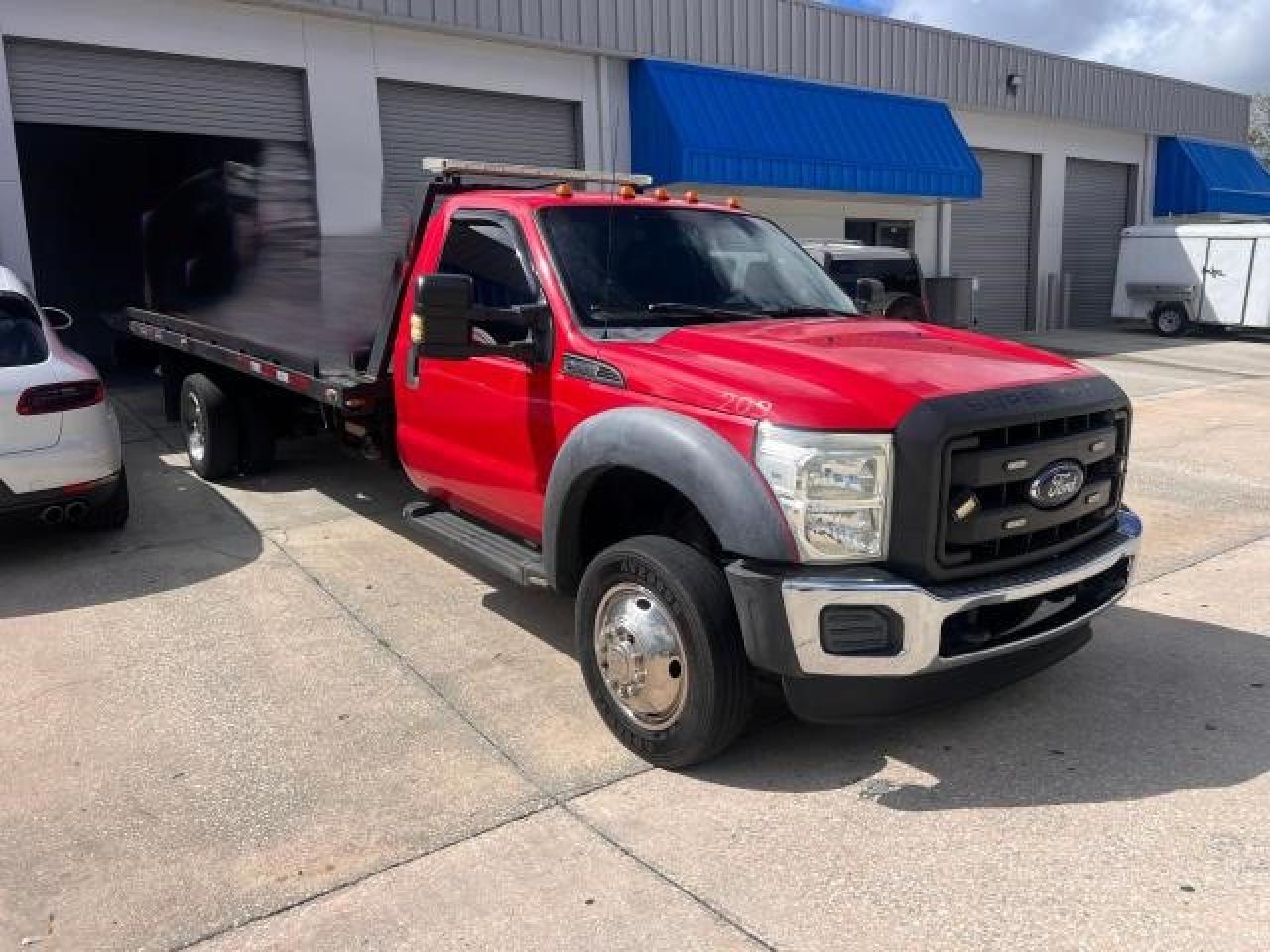 FORD F550 SUPER 2014 red chassis gas 1FDUF5GY7EEB37550 photo #1