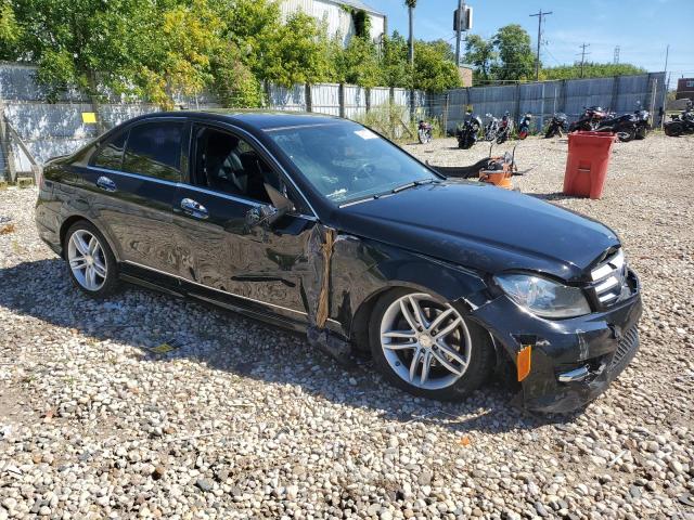 VIN WDDGF8AB8DA788589 2013 Mercedes-Benz C-Class, 3... no.4