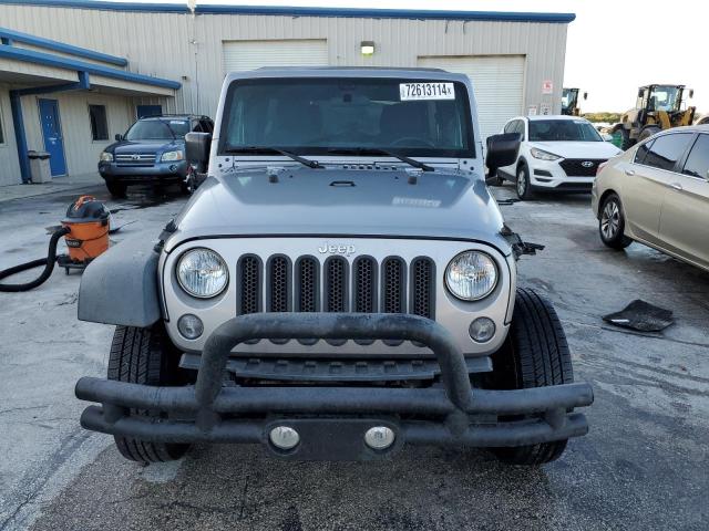 VIN 1C4BJWDG5GL303638 2016 Jeep Wrangler, Sport no.5