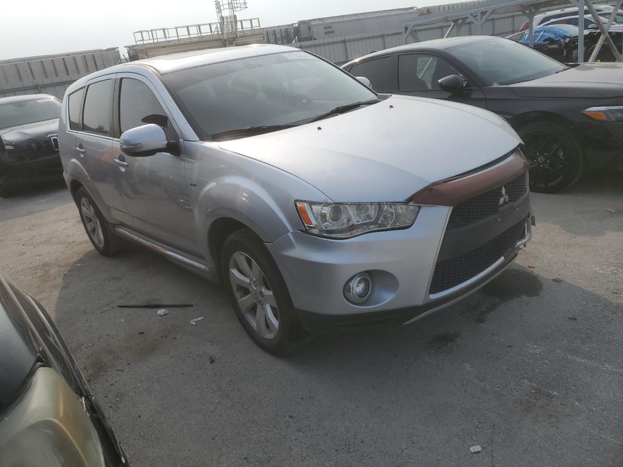 Lot #2862891720 2012 MITSUBISHI OUTLANDER