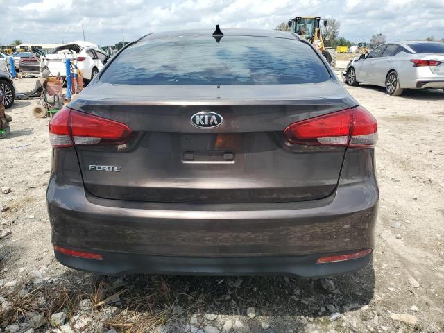 VIN 3KPFK4A7XJE219869 2018 KIA Forte, LX no.6