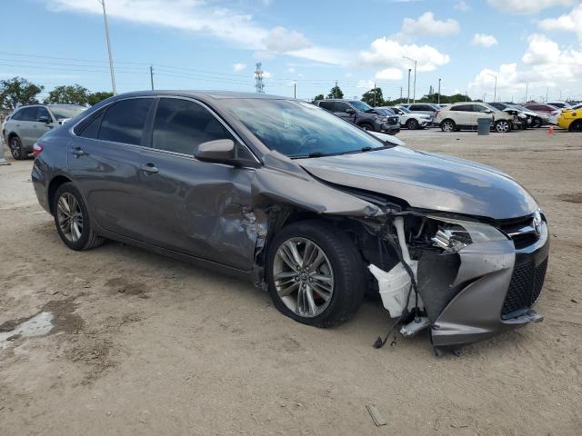 Vin: 4t1bf1fkxhu719469, lot: 70561874, toyota camry le 20174