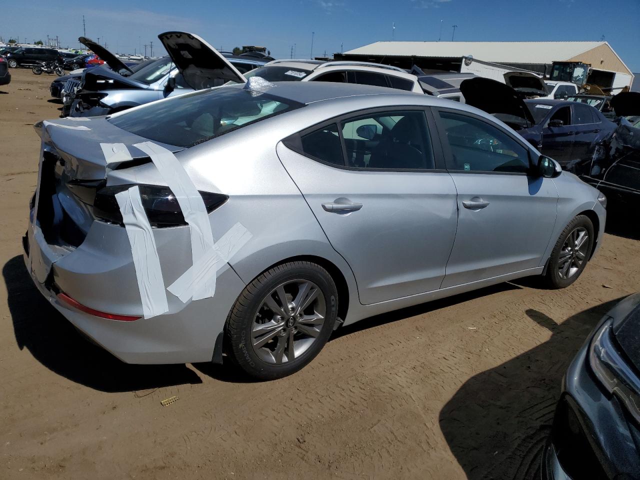 Lot #2926474307 2017 HYUNDAI ELANTRA SE