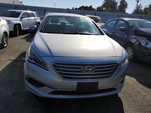 2017 HYUNDAI SONATA SE - 5NPE24AFXHH541176