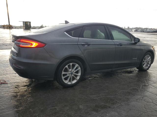 VIN 3FA6P0LUXKR104976 2019 Ford Fusion, SE no.3