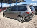 TOYOTA SIENNA LE photo