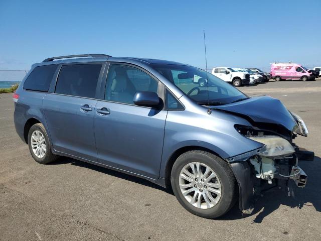 VIN 5TDYK3DC1DS333801 2013 Toyota Sienna, Xle no.4