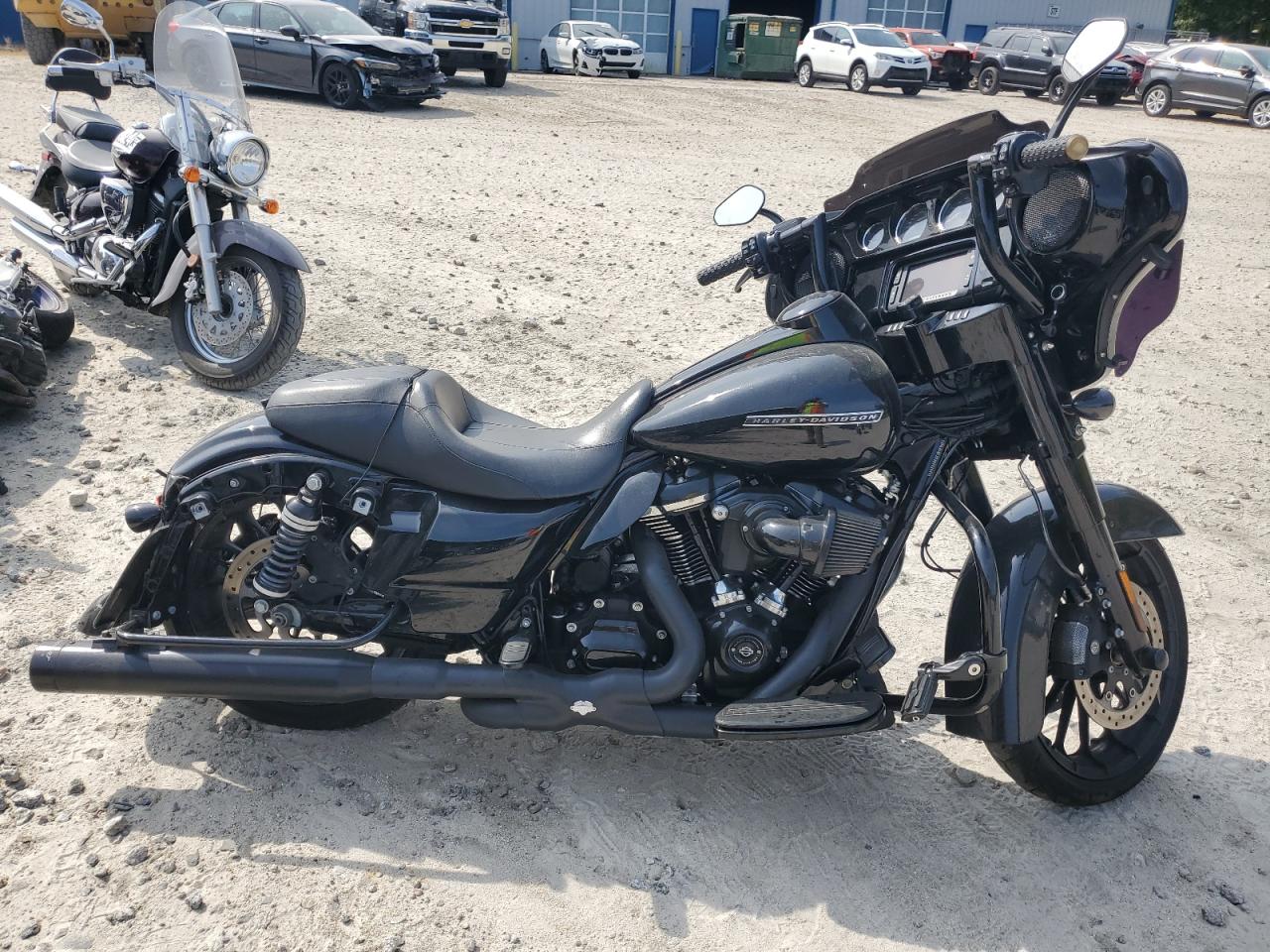 1HD1KRC12JB681449 HARLEY-DAVIDSON FLHXS STRE 2018