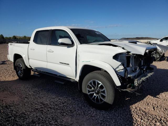 VIN 3TMAZ5CN4NM174527 2022 Toyota Tacoma, Double Cab no.4