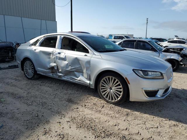 VIN 3LN6L5E93HR620970 2017 Lincoln MKZ, Reserve no.4