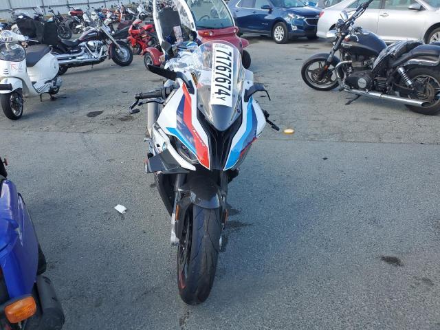 BMW M 1000 RR 2022 two tone  gas WB10E7300N6F65472 photo #3