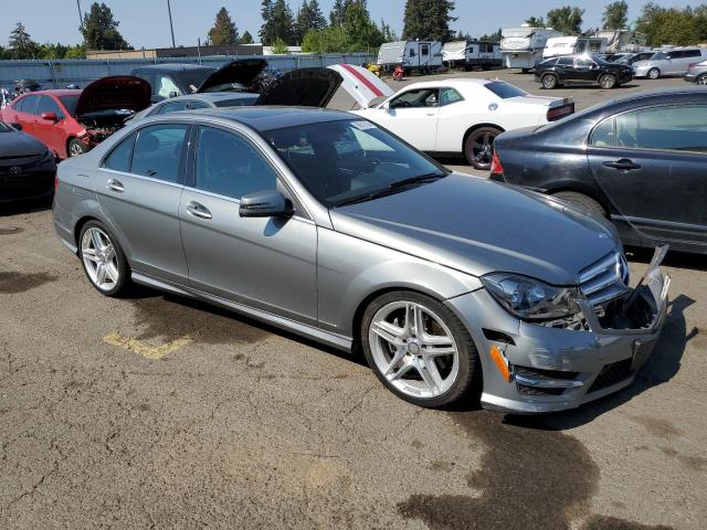 VIN WDDGF8AB0DR289688 2013 Mercedes-Benz C-Class, 3... no.4