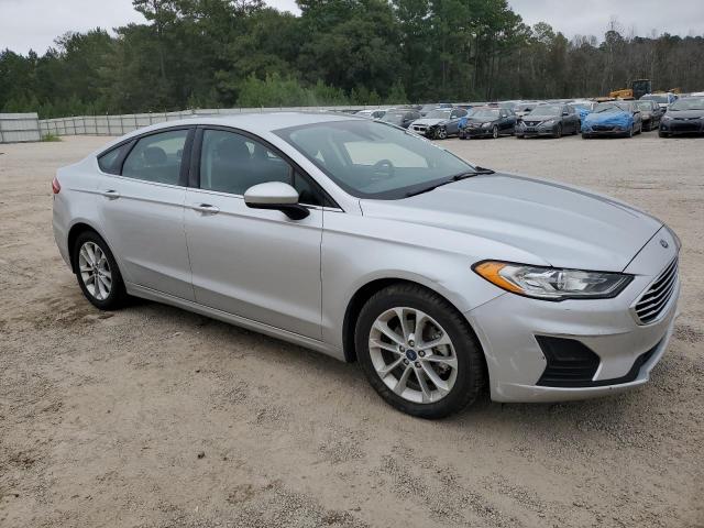 VIN 3FA6P0HD2KR107783 2019 Ford Fusion, SE no.4