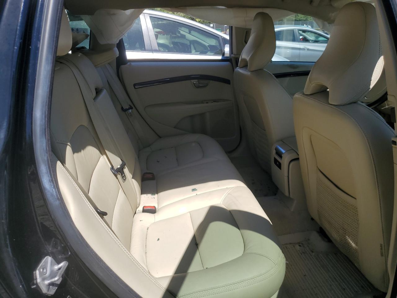 VOLVO XC70 T5 PLATINUM