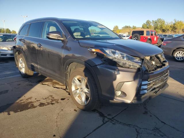 VIN 5TDDZRFH7JS814881 2018 Toyota Highlander, Limited no.4