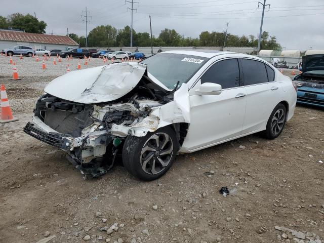 VIN 1HGCR3F82HA002115 2017 HONDA ACCORD no.1