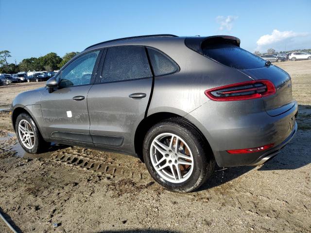 VIN WP1AA2A52HLB81649 2017 Porsche Macan no.2