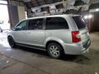 CHRYSLER TOWN & COU photo