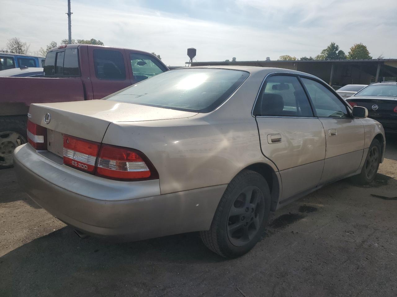 Lot #2976719808 2001 LEXUS ES 300