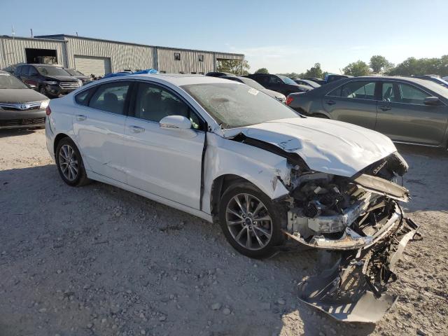 VIN 3FA6P0HD7HR312301 2017 Ford Fusion, SE no.4