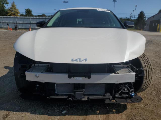 2022 KIA EV6 LIGHT KNDC34LB1N5066205