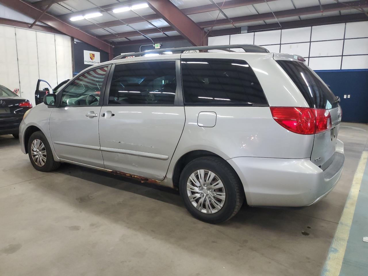 Lot #2842662954 2006 TOYOTA SIENNA CE