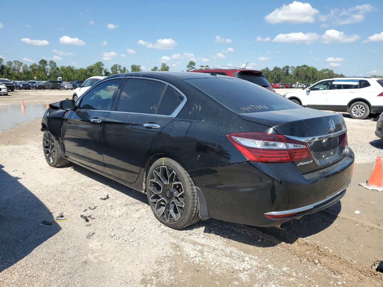 Lot #2936052223 2016 HONDA ACCORD EXL